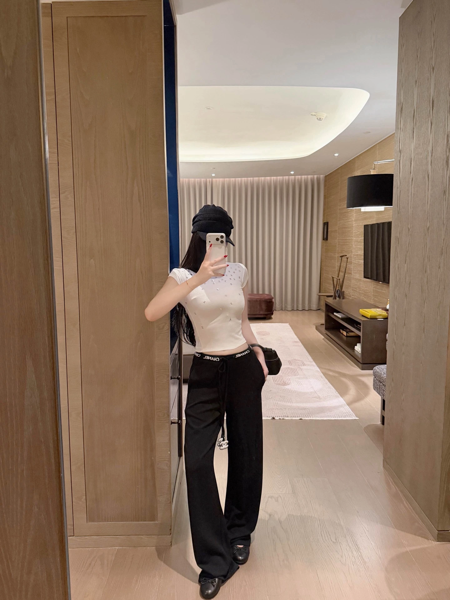 Trousers — 8e4abf2b