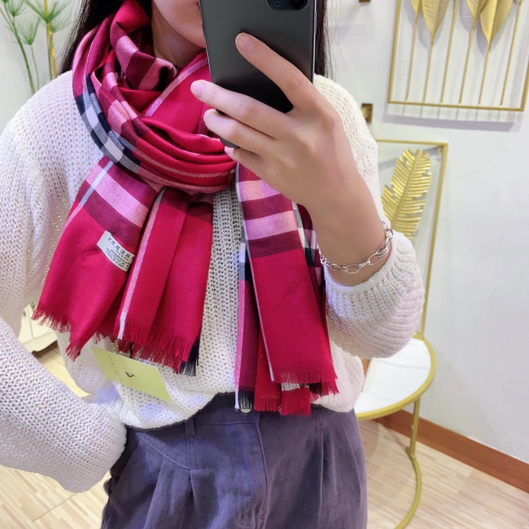 Burberry Scarves — a21cdaef