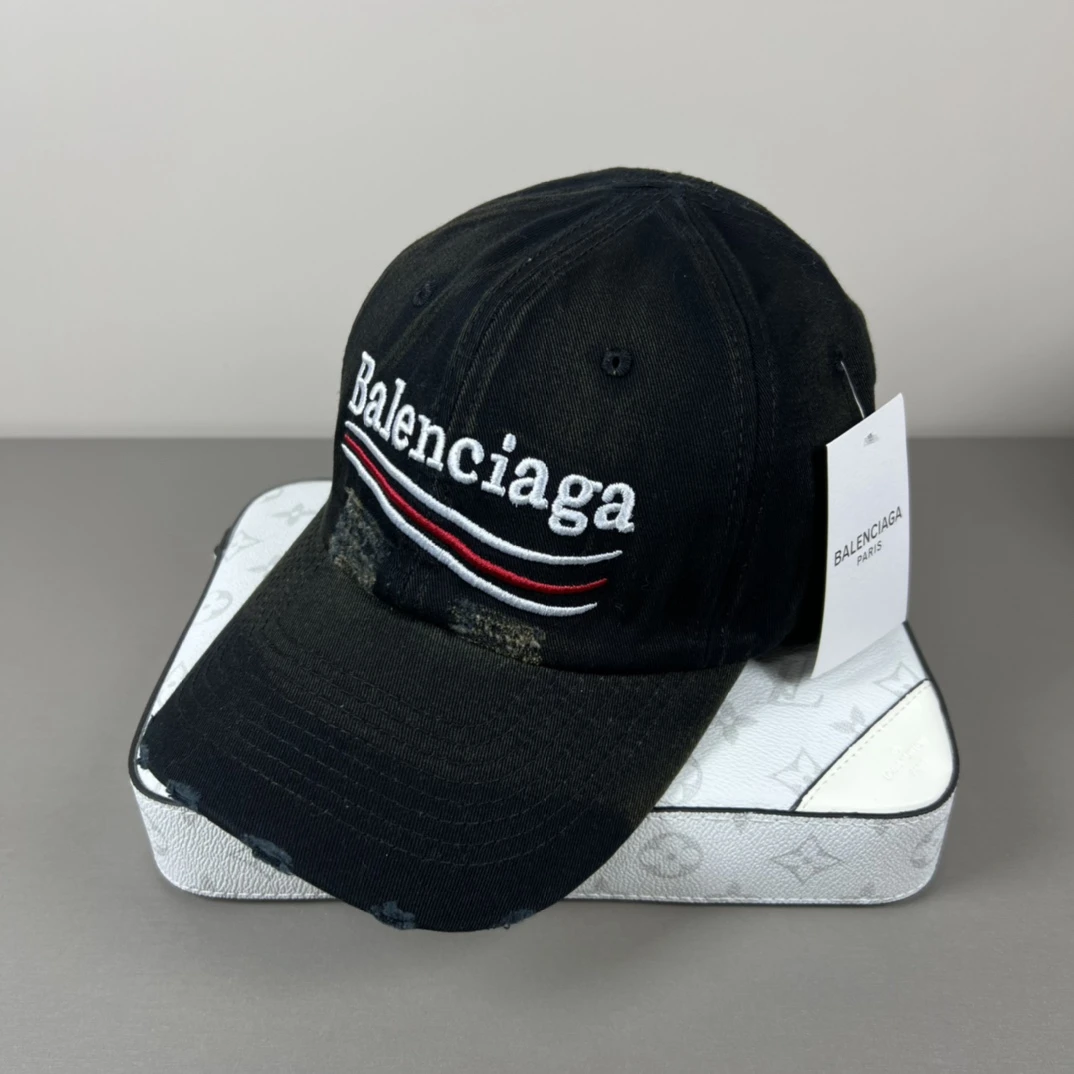 Balenciaga Hat — 72dee420