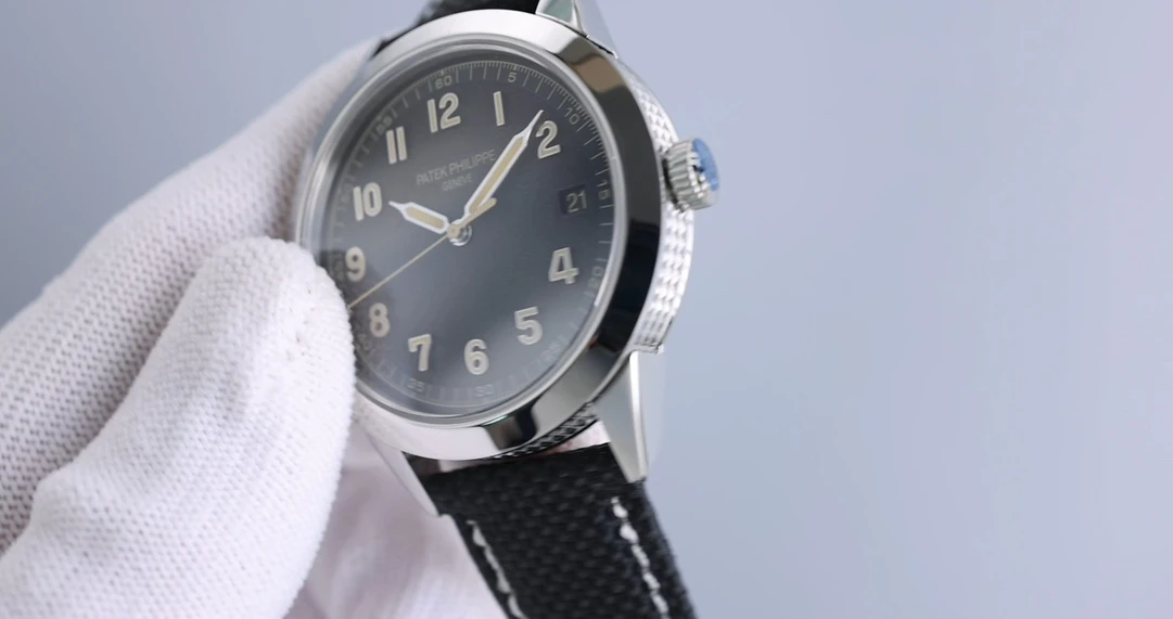 Patek Philippe Watch — 066f4082