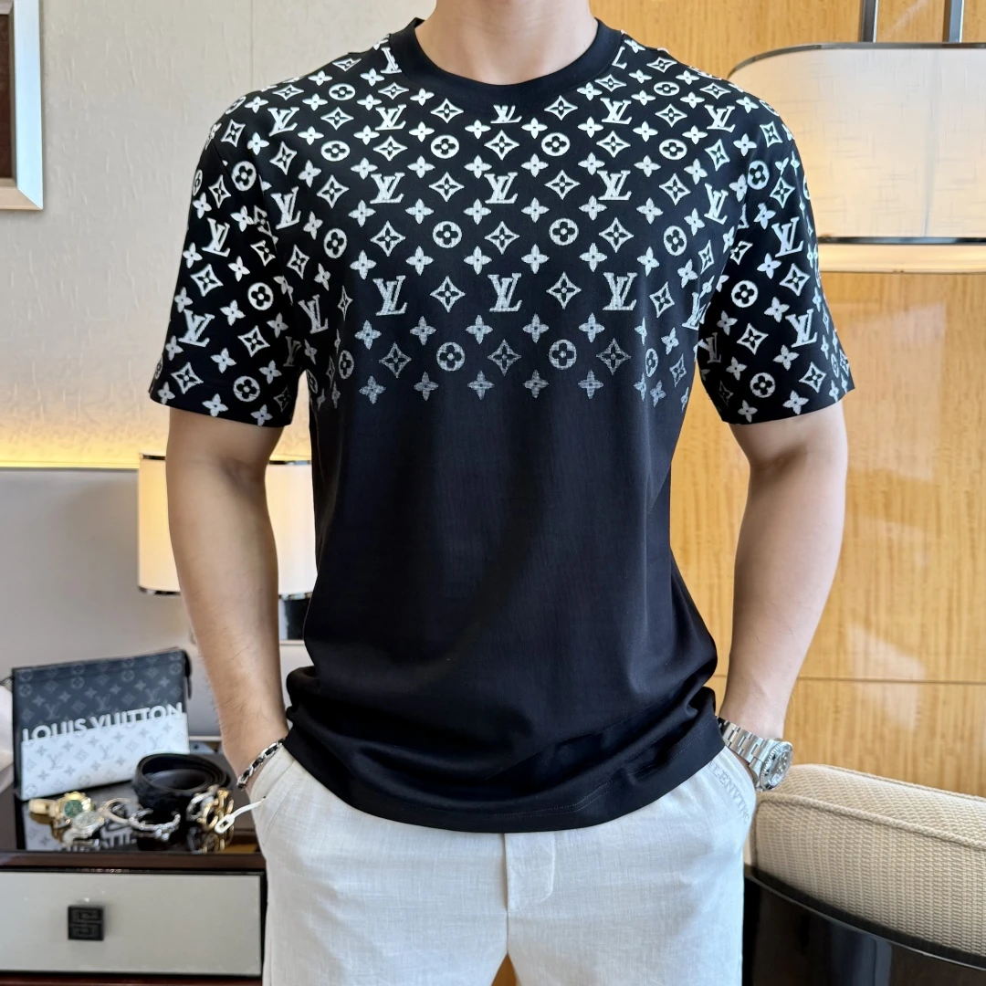 Louis Vuitton T-Shirt — b15489d0