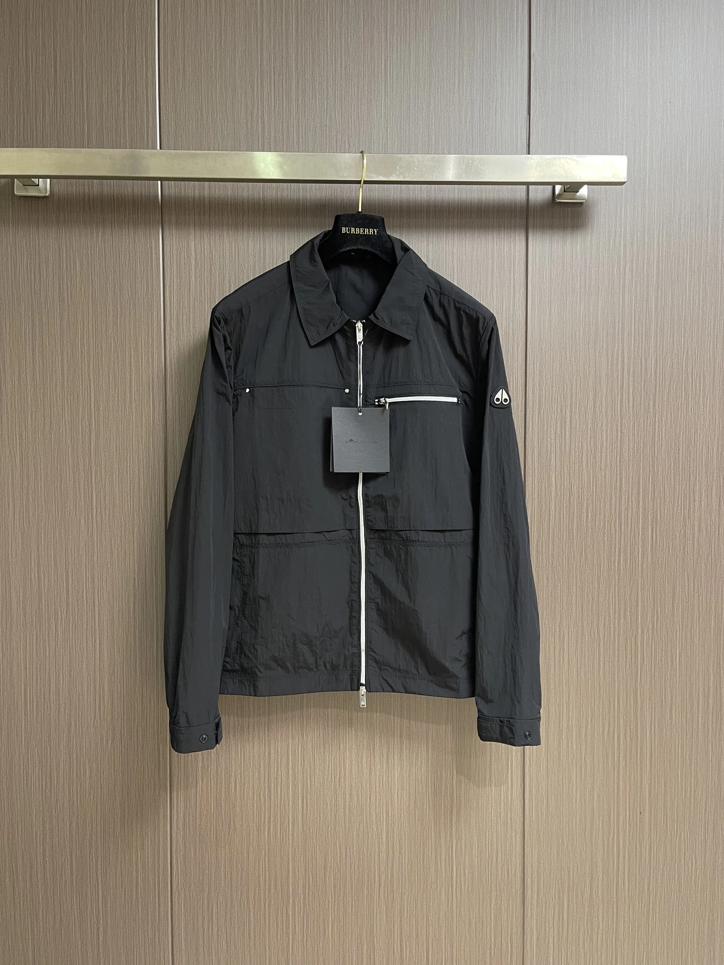 Jackets — 62f49687