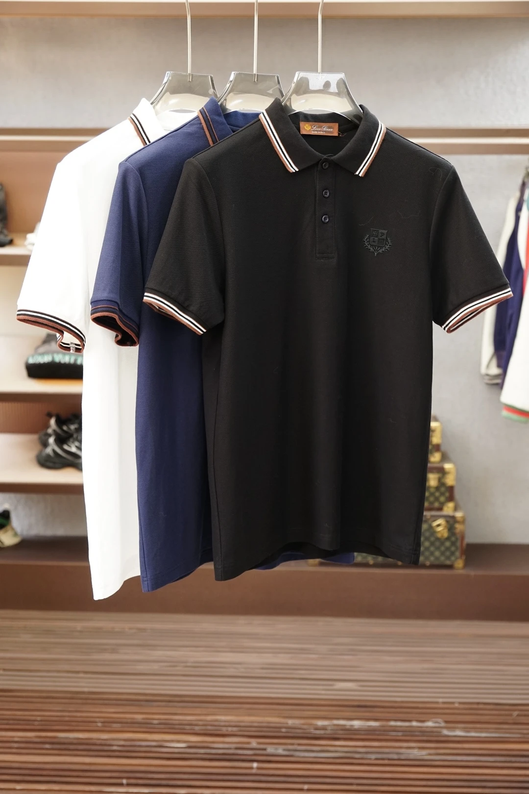 Loro Piana T-Shirt — b0b1cebe