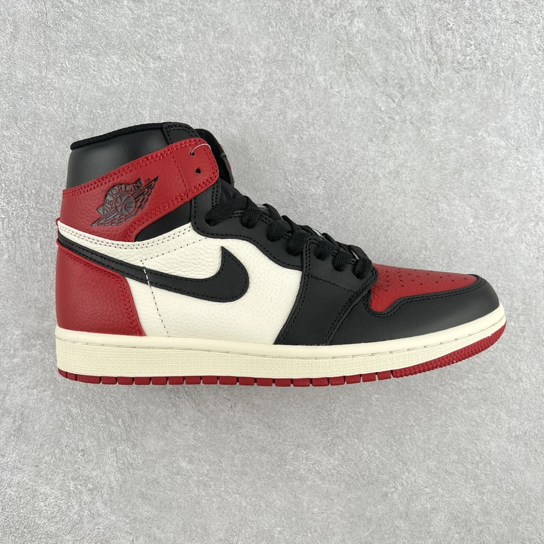 Nike Shoes — 994a590d