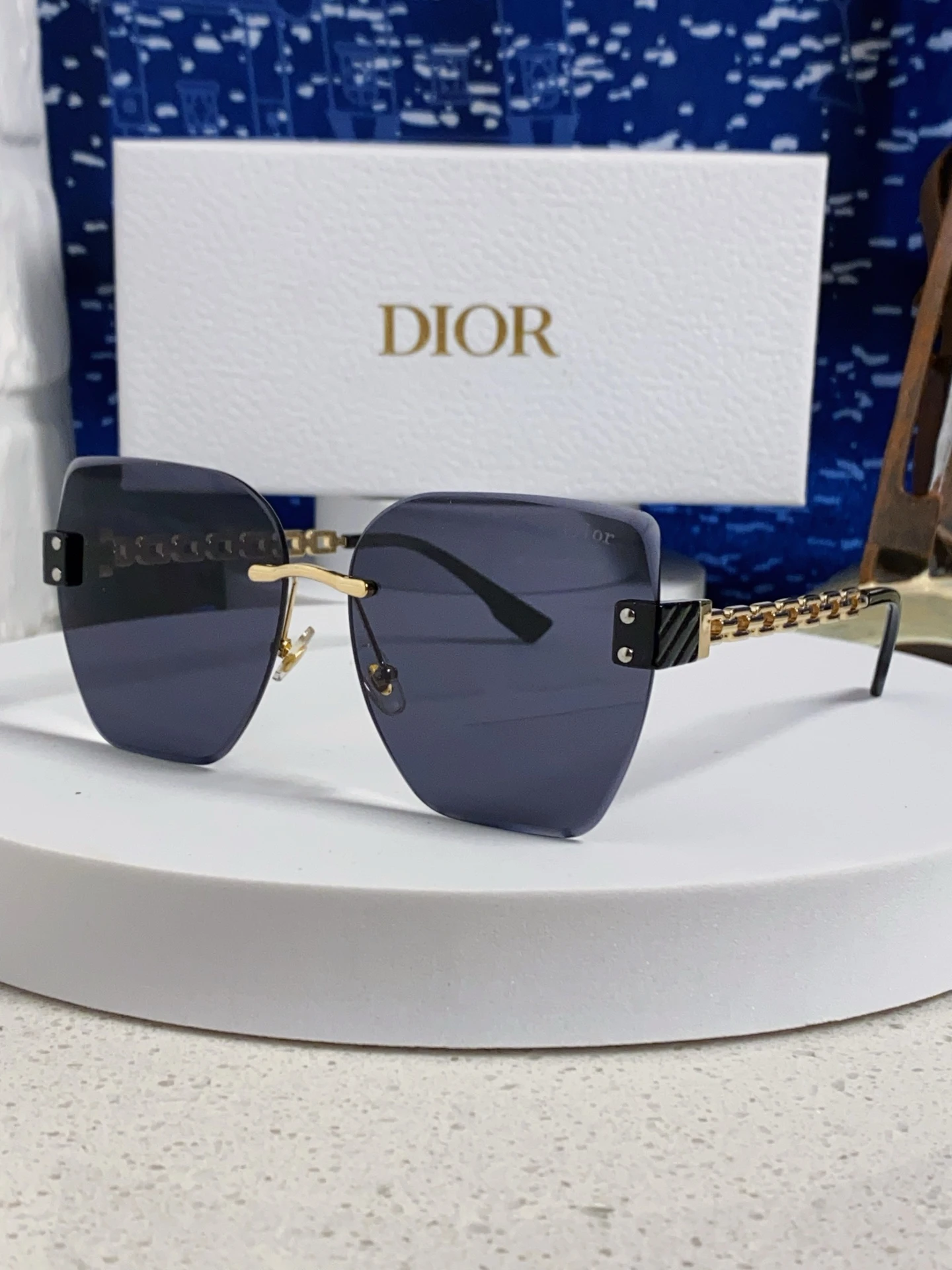 Dior Eyewear — ad3a9c12