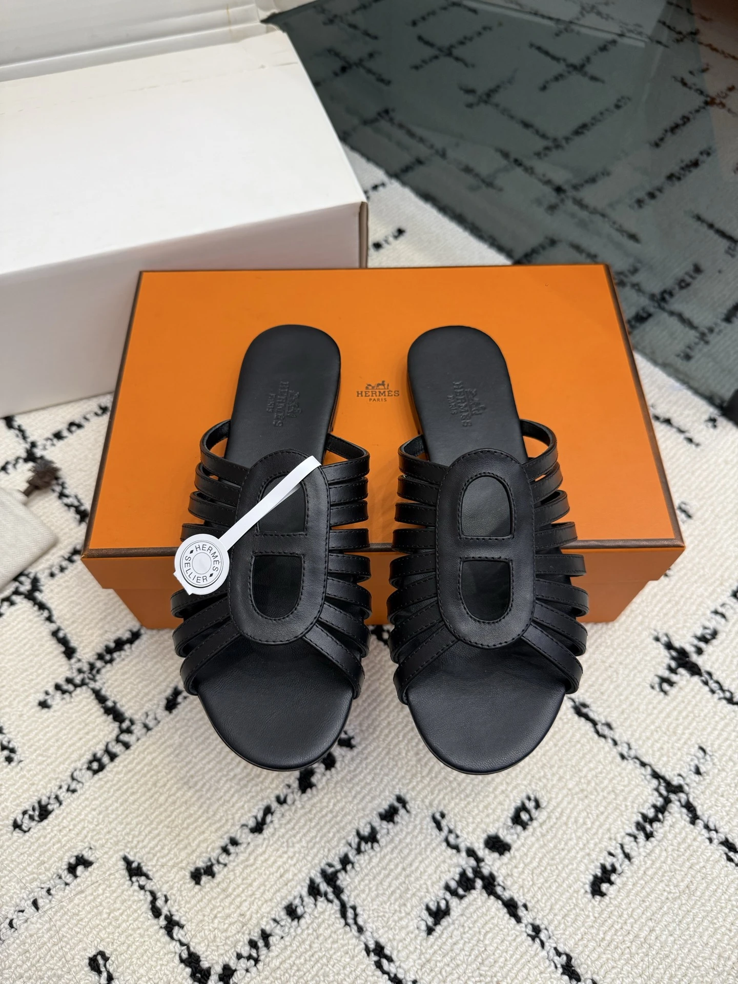Hermès Sandals — 6e159288