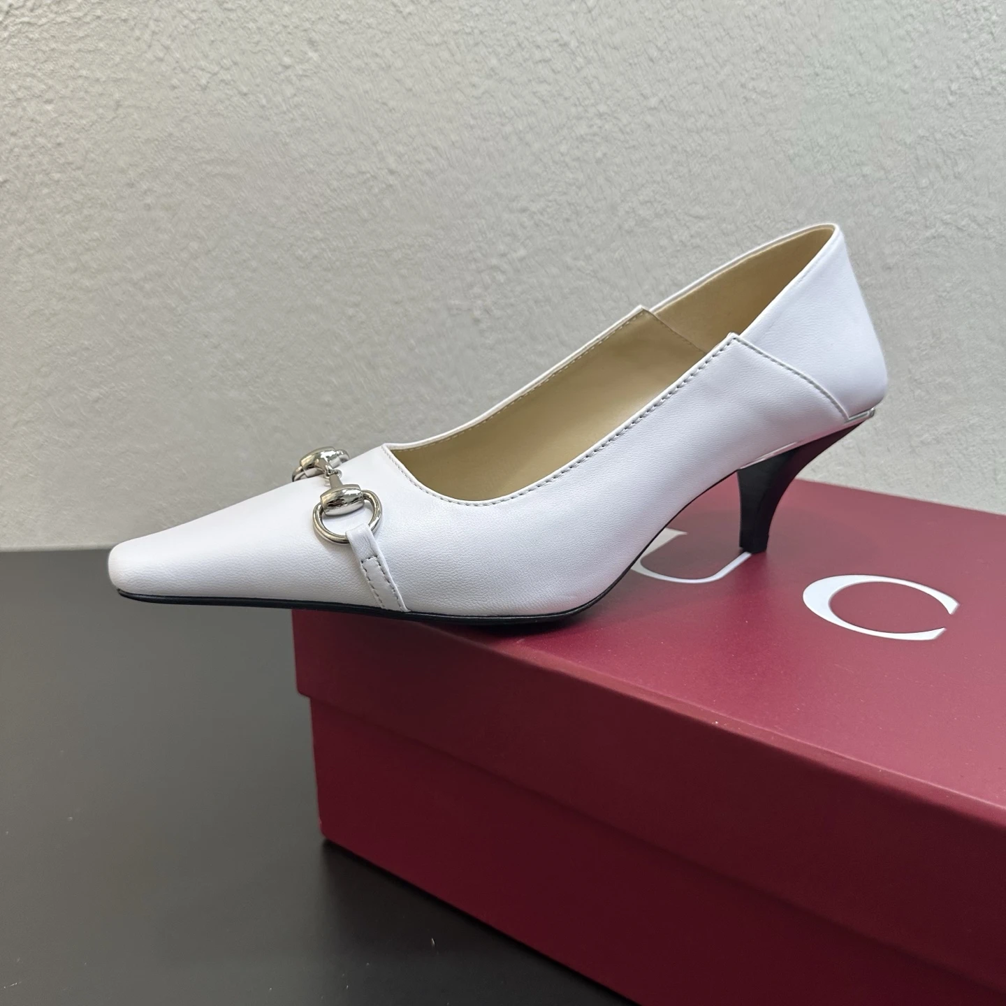 Gucci Shoes — fc193bd1