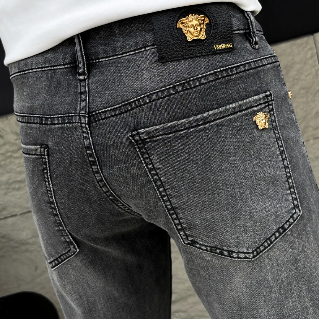 Versace Jeans — f0044b70