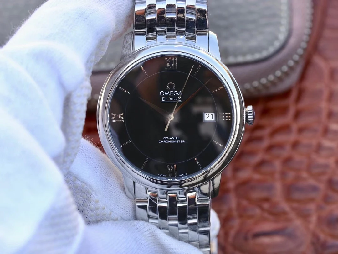 Omega Watch — f75070f6