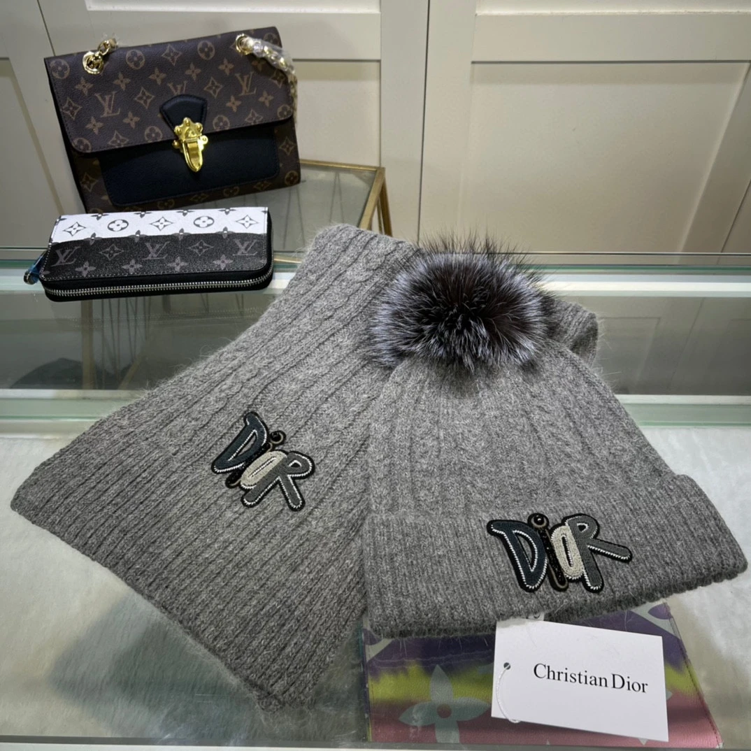 Dior Hat — b795691f