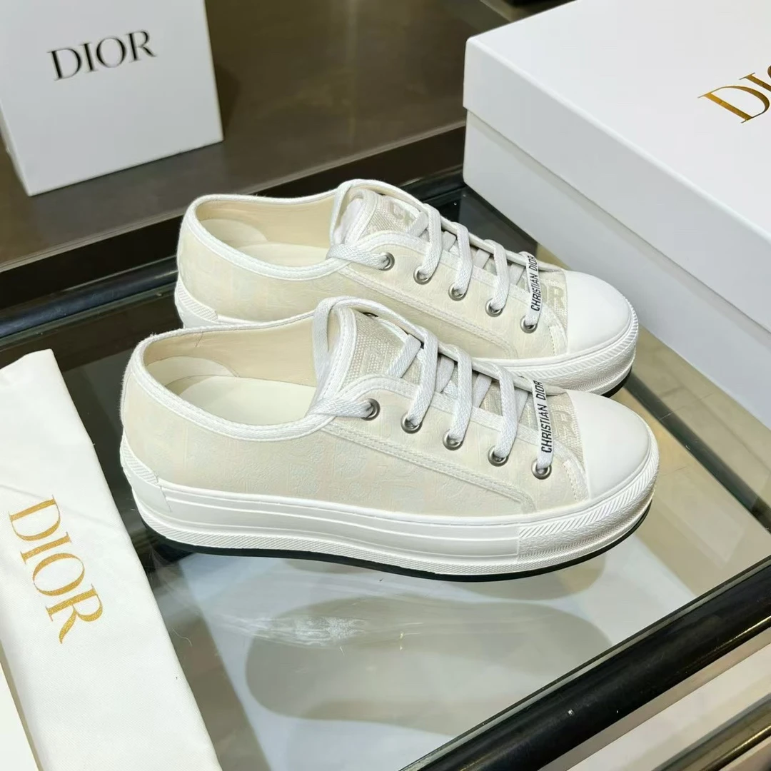Dior Sneakers — f029315f