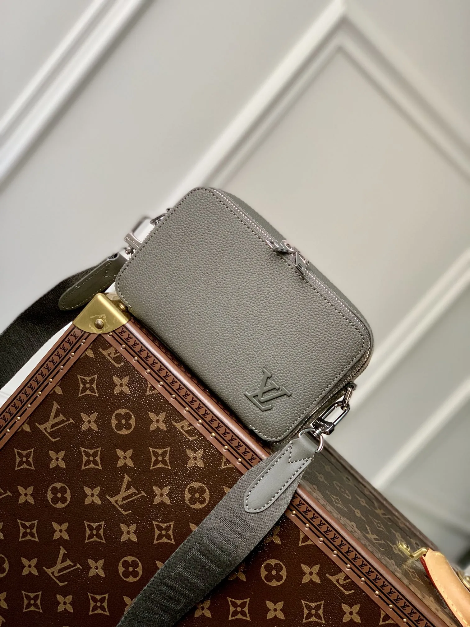 Louis Vuitton Bag — 7e2f5628