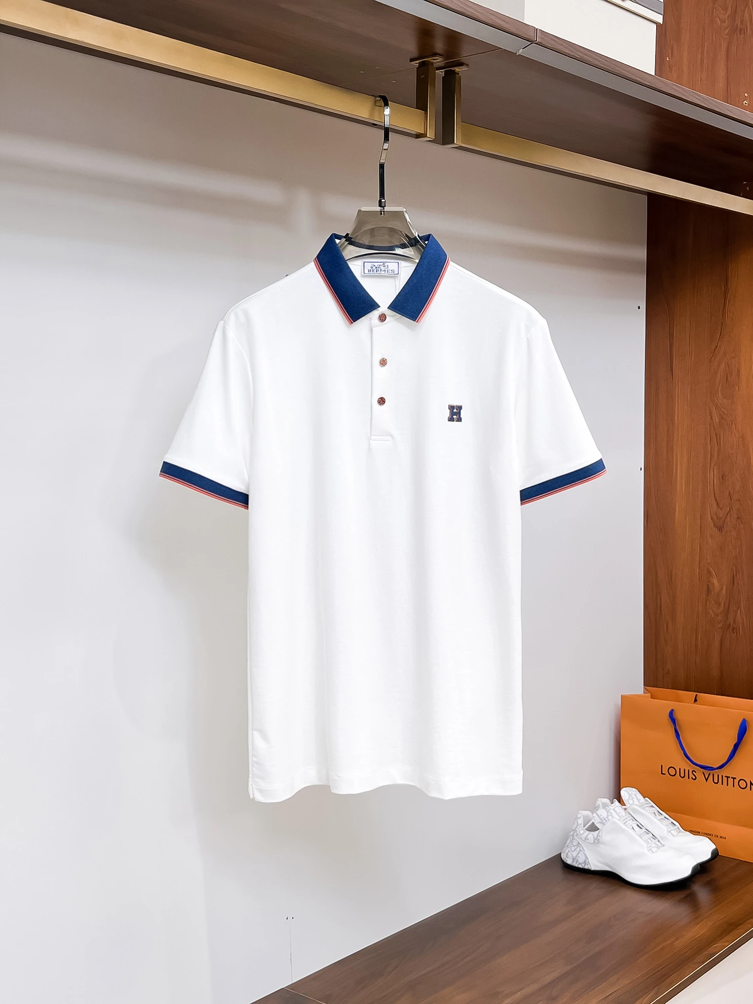 Hermès T-Shirt — 2592b4ae