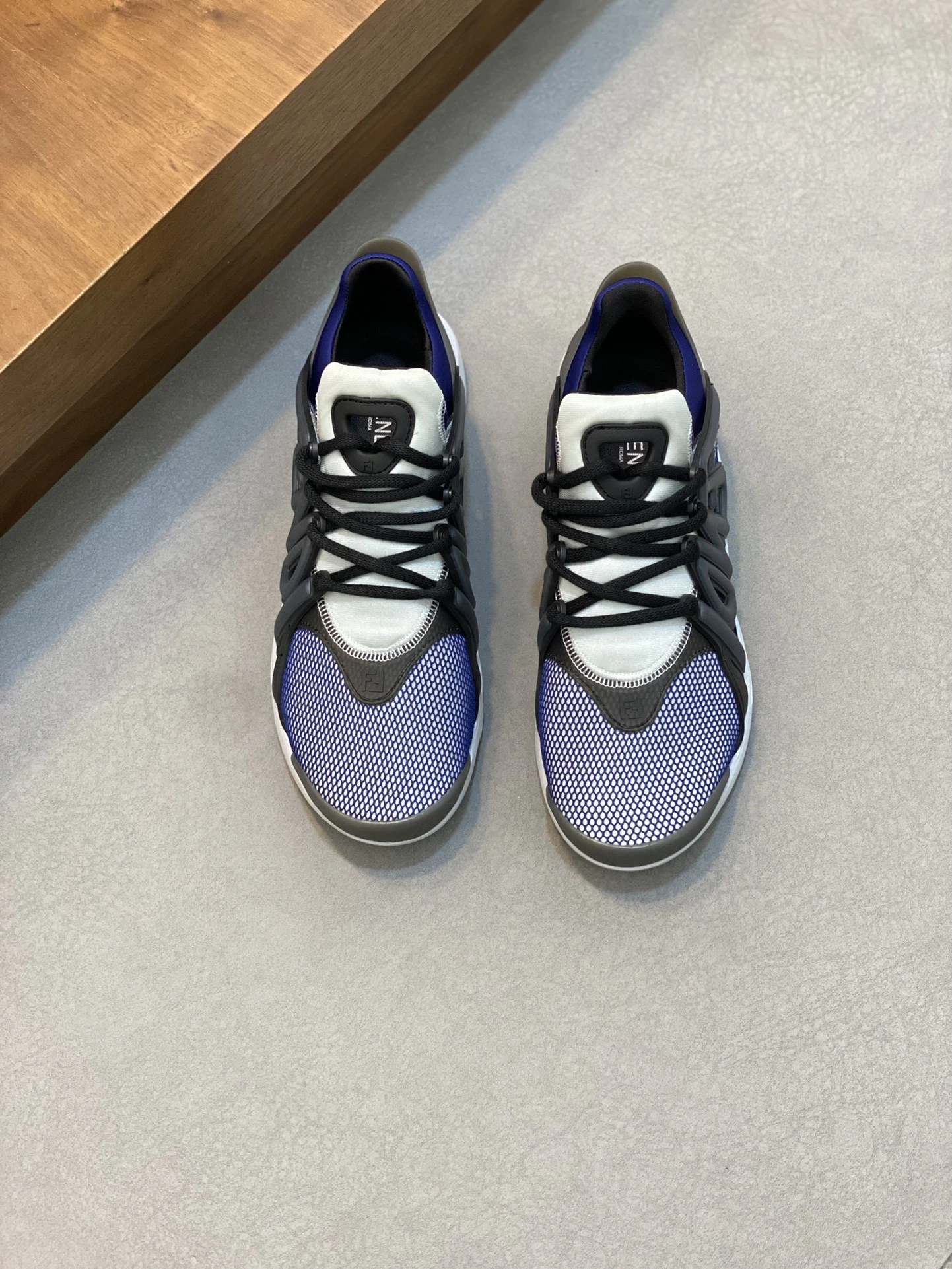 Fendi Sneakers — 9eb88b0f