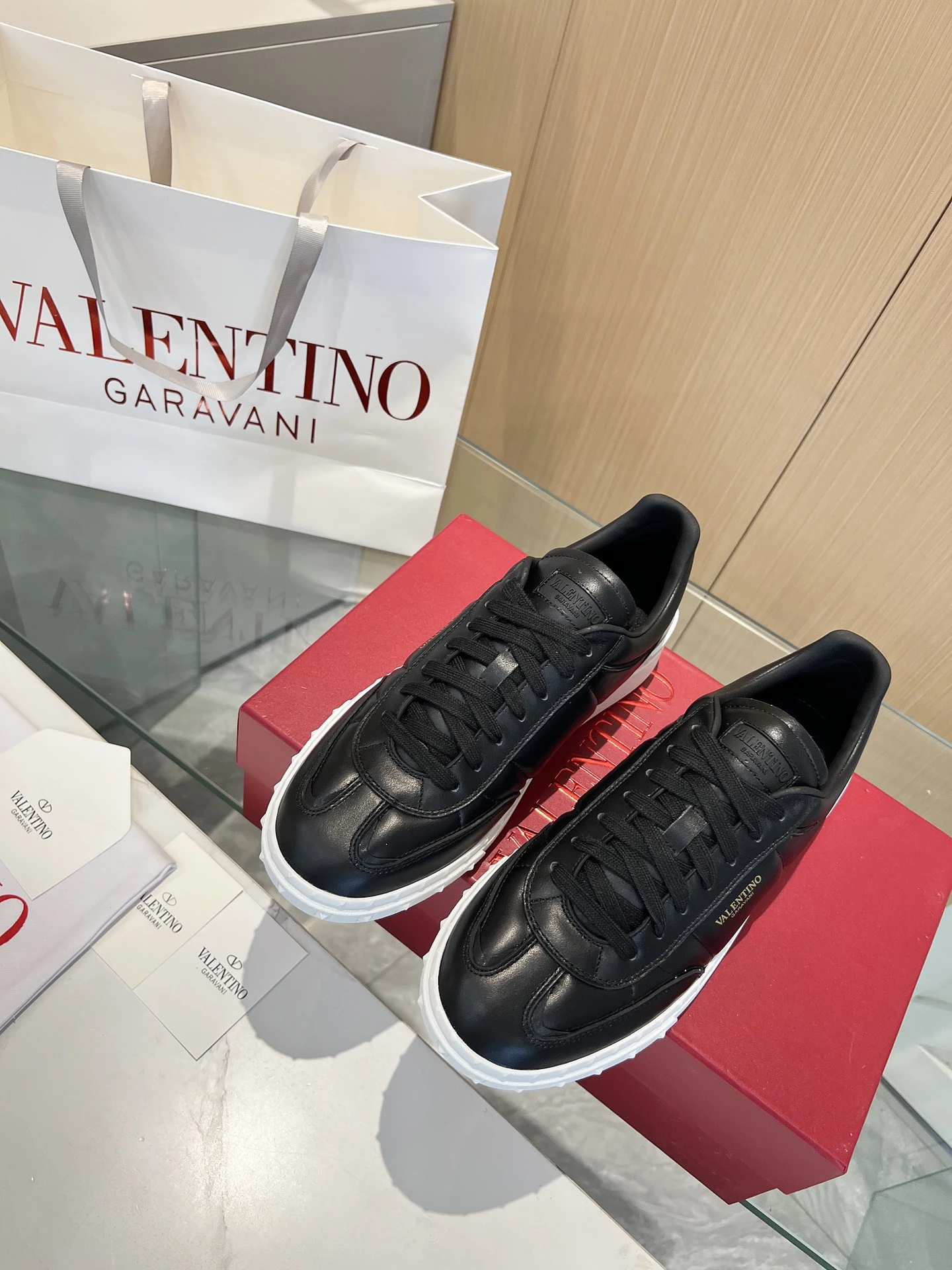 Valentino Sneakers — 6f558be7
