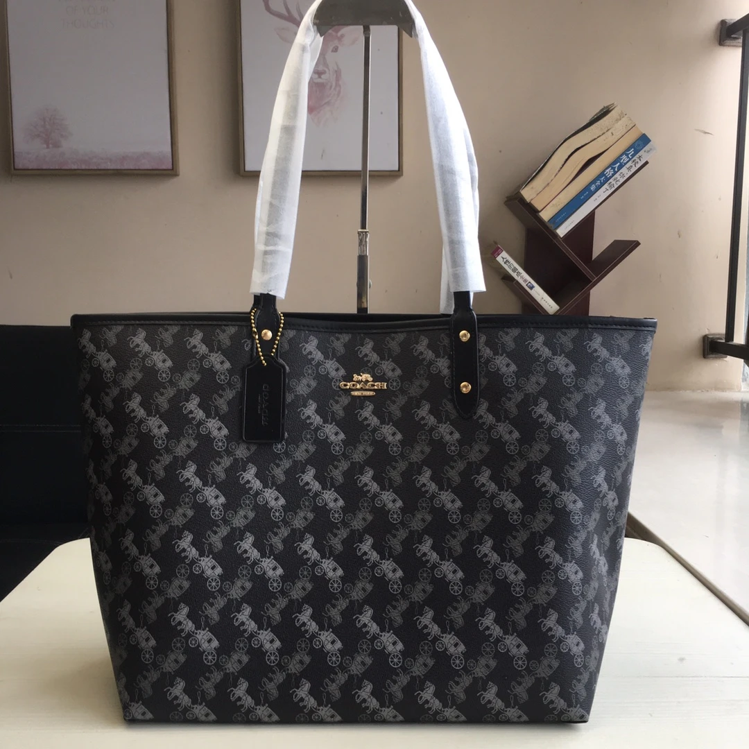 Coach Bag — 938c6dec