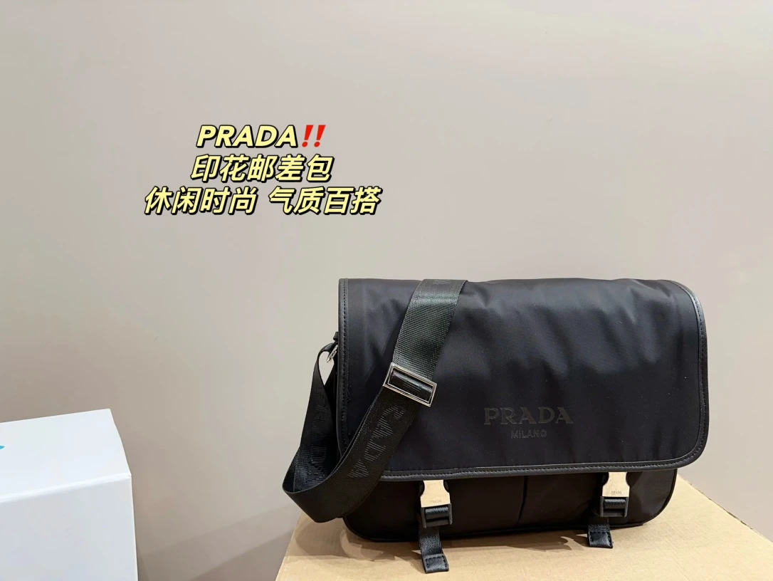 Prada Bag — 5425b21e