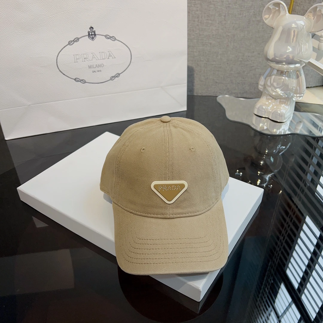Prada Hat — d71fcf72