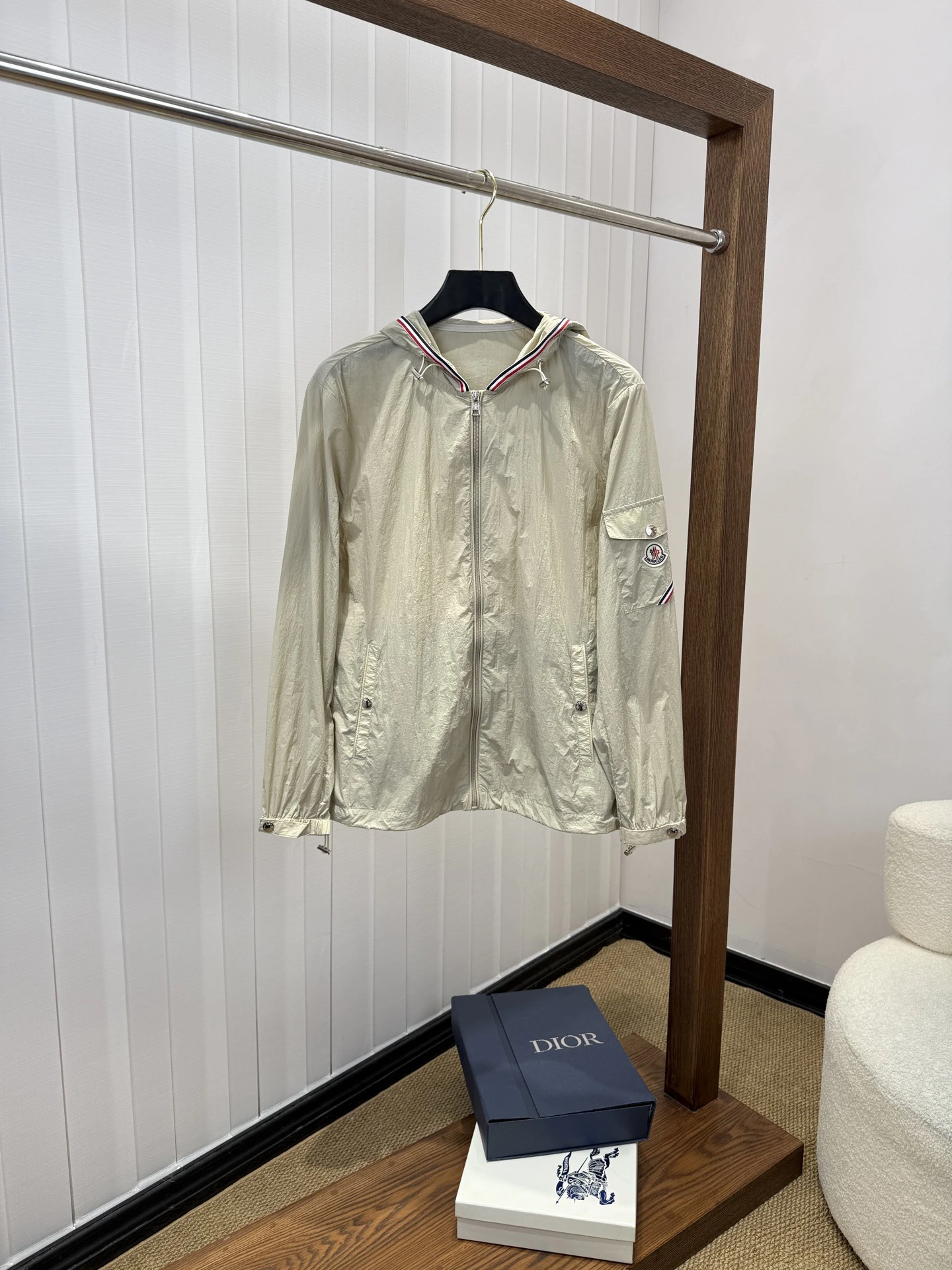Moncler Jackets — f8bc04e5