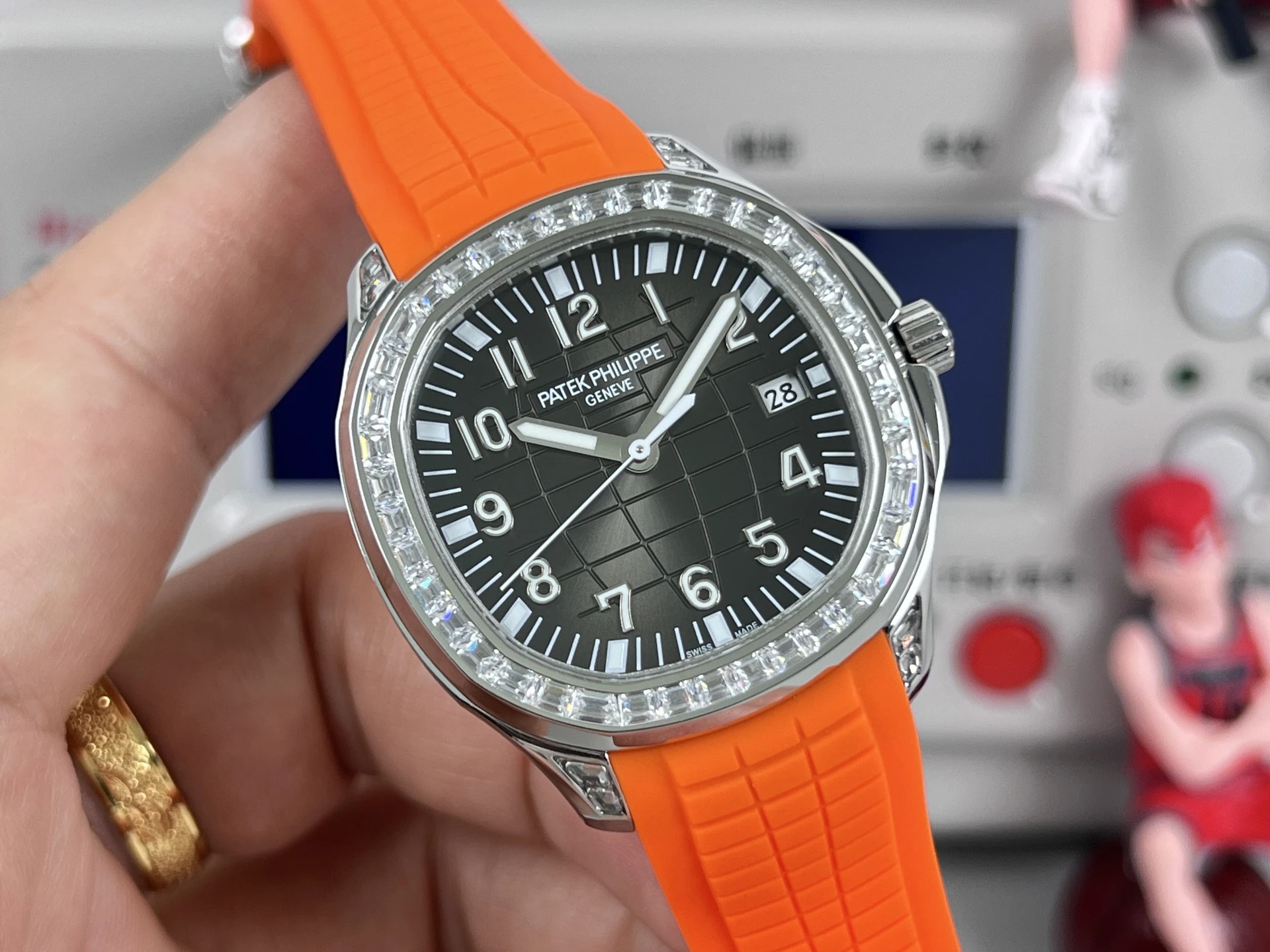 Patek Philippe Watch — 0ba90a08