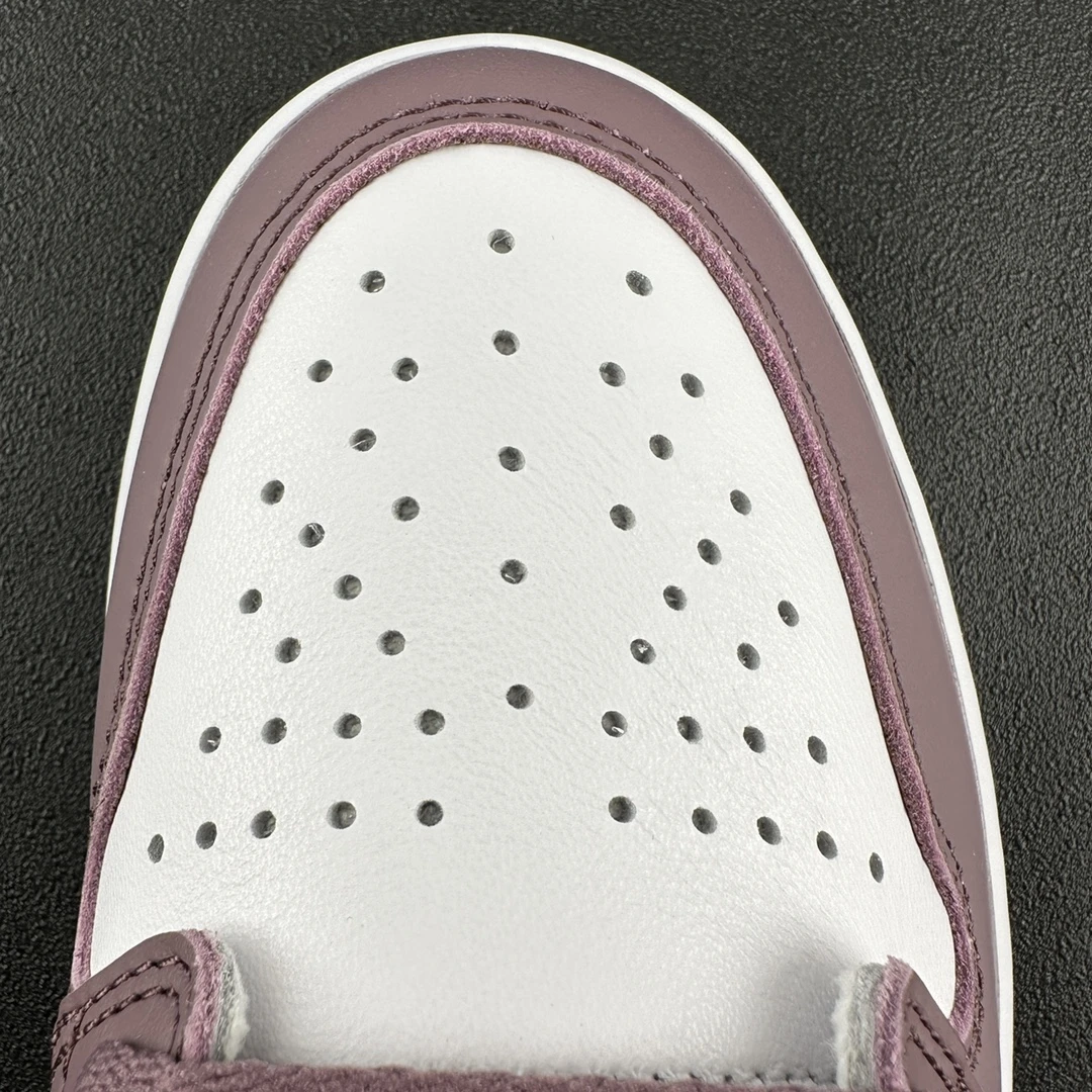 Nike Shoes — 583ab8ab