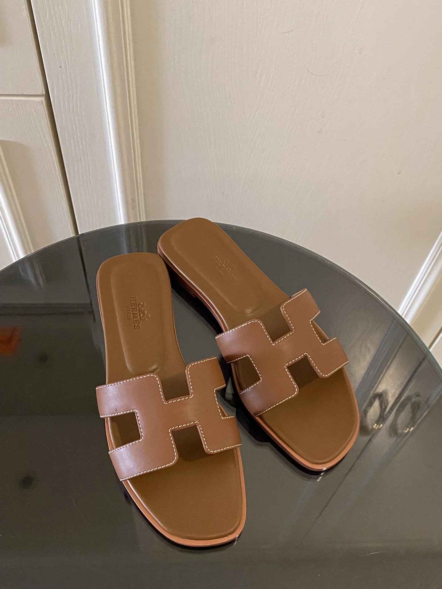 Hermès Slippers — c173fb40