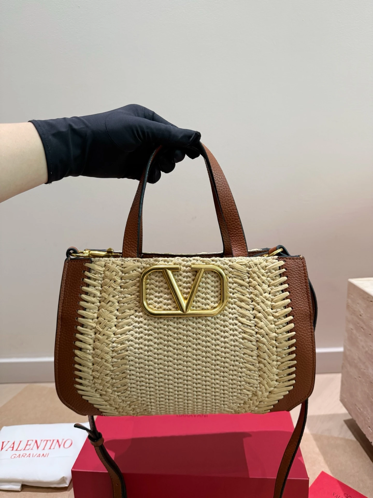 Valentino Bag — d3fec38b