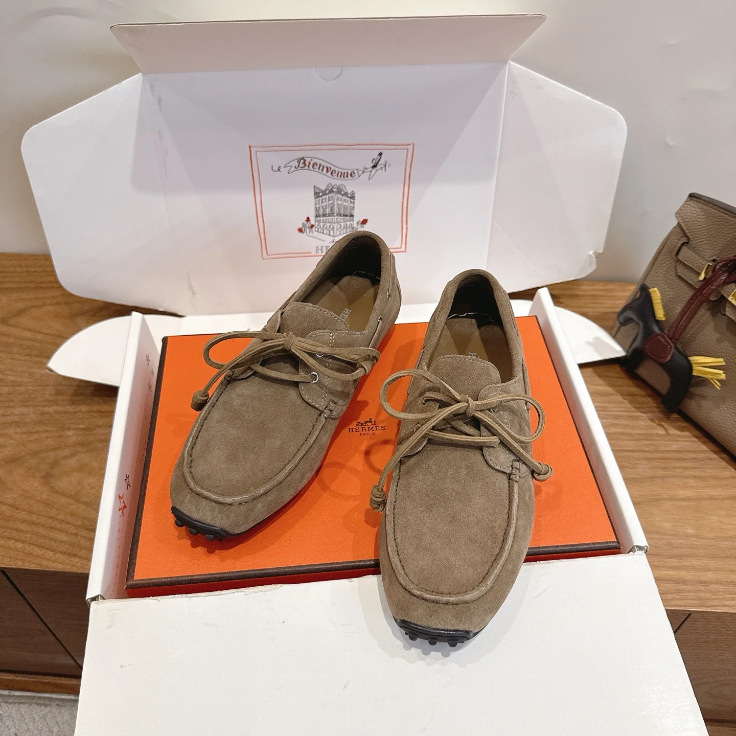 Hermès Sneakers — e3d09b95