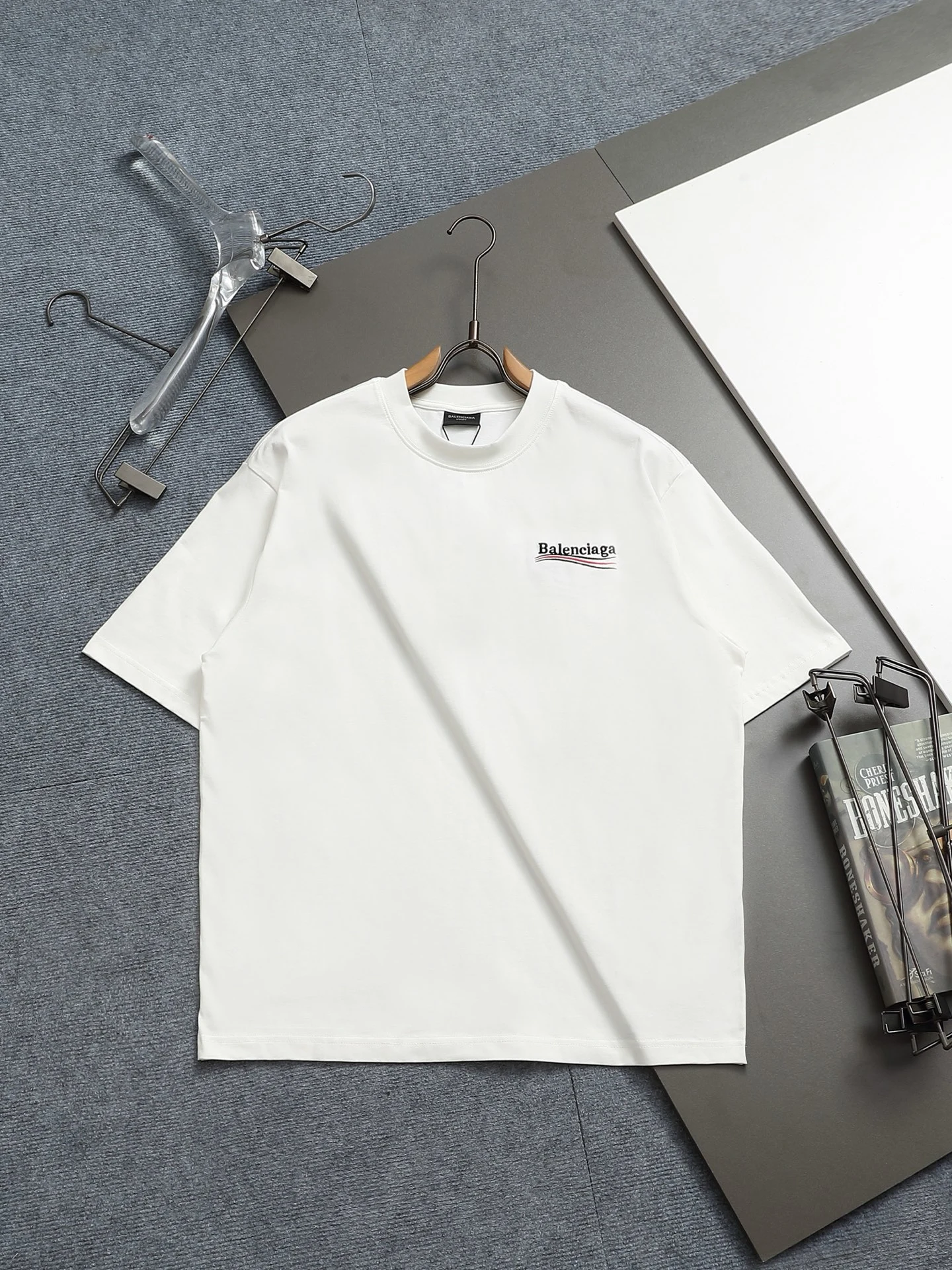 Balenciaga T-Shirt — de05369f