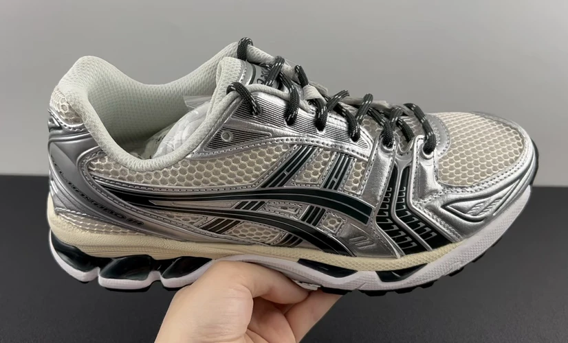Asics Shoes — dbd781f9