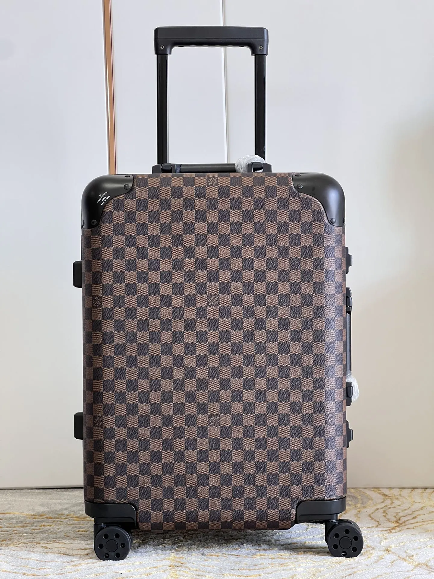 Louis Vuitton Luggage — 30ab2ff3