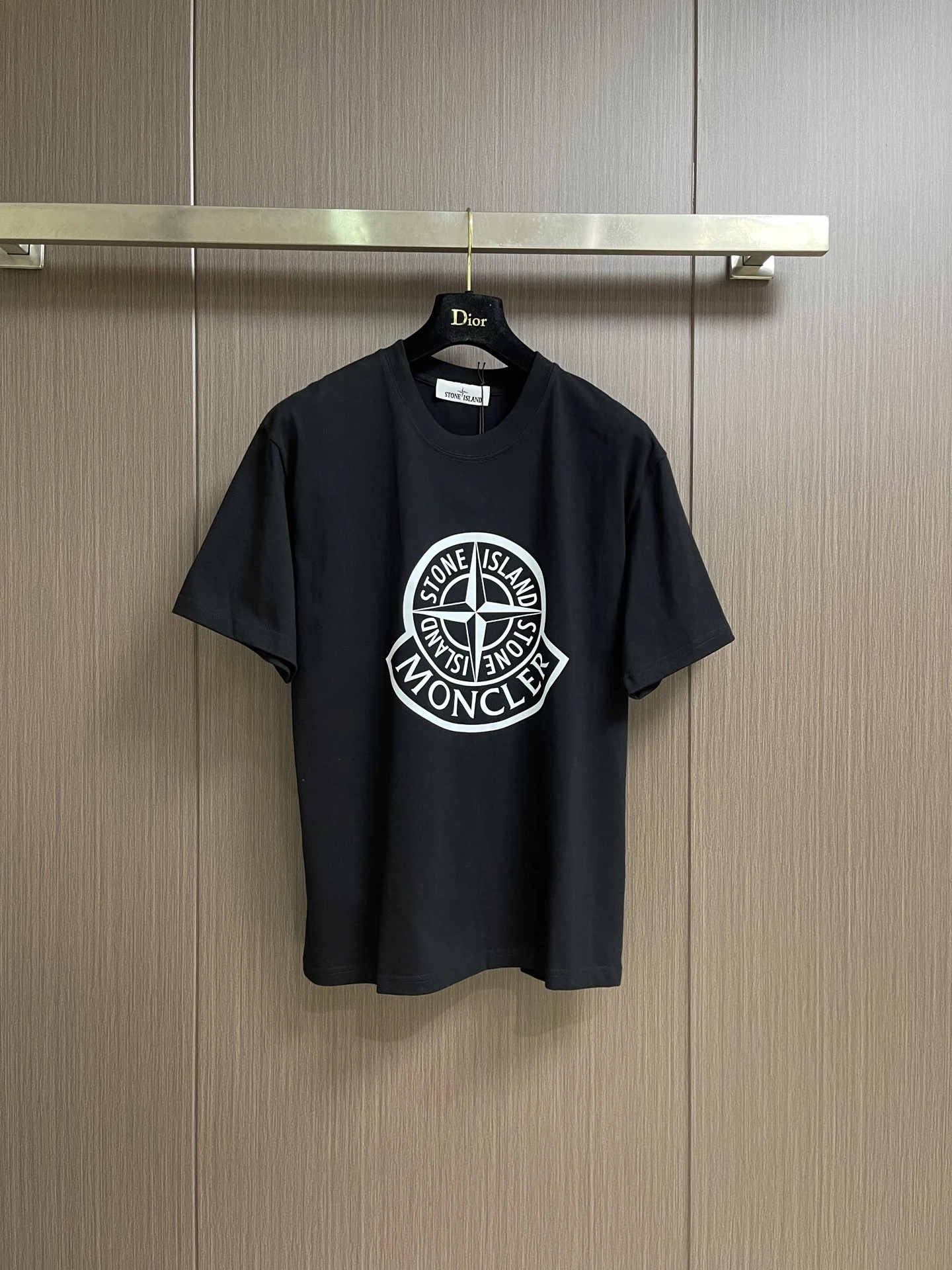 Stone Island T-Shirt — 5651e86b