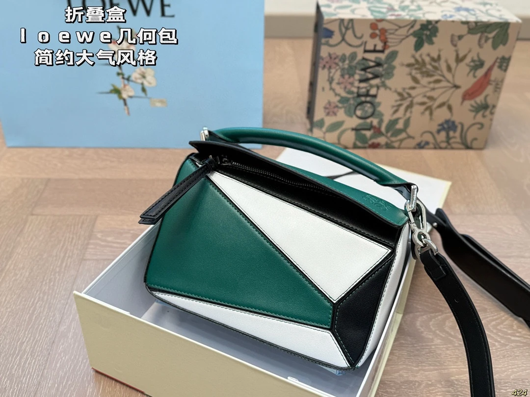 Loewe Bag — a3a79aa5