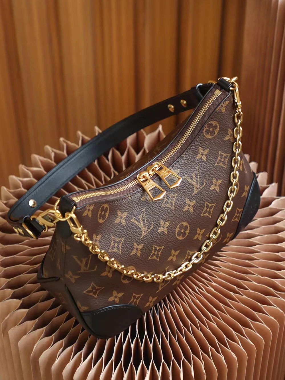 Louis Vuitton Bag — baa6c80b