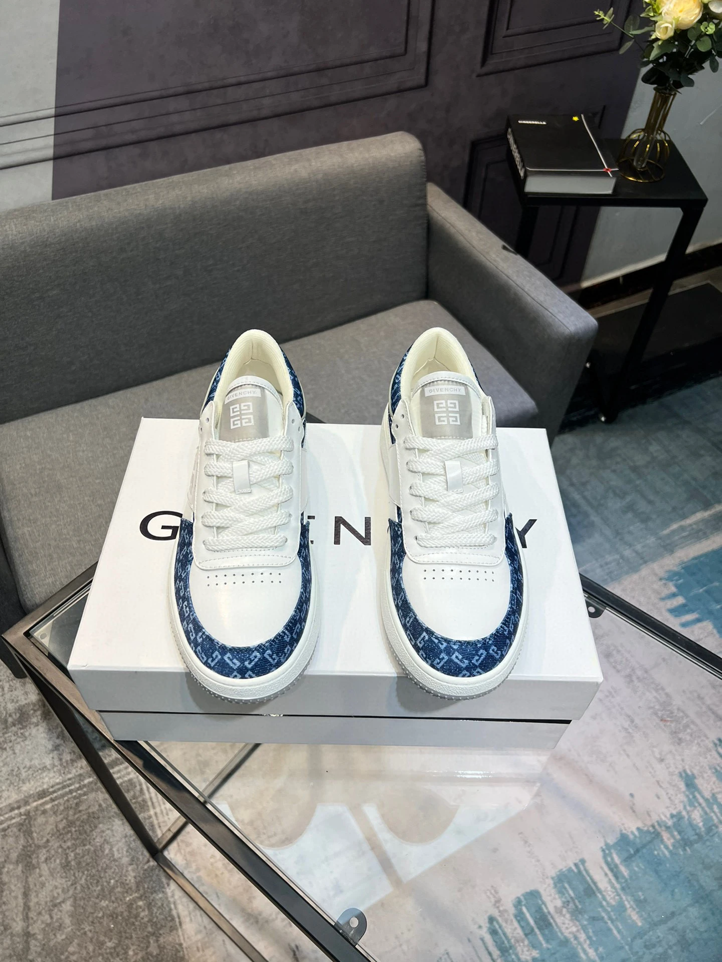 Givenchy Shoes — fe71b1ab