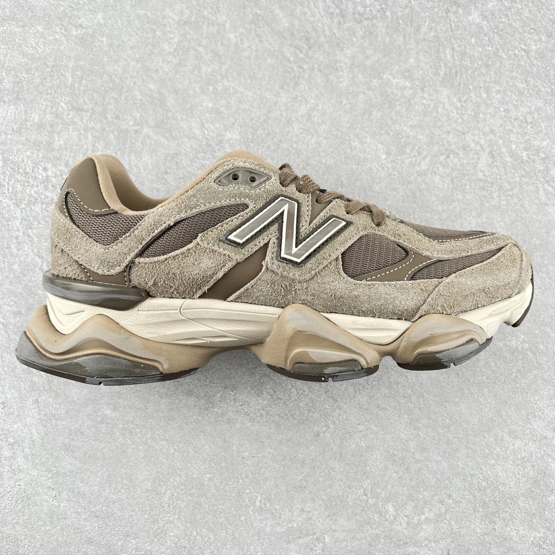 New Balance Sneakers — 6f818b55