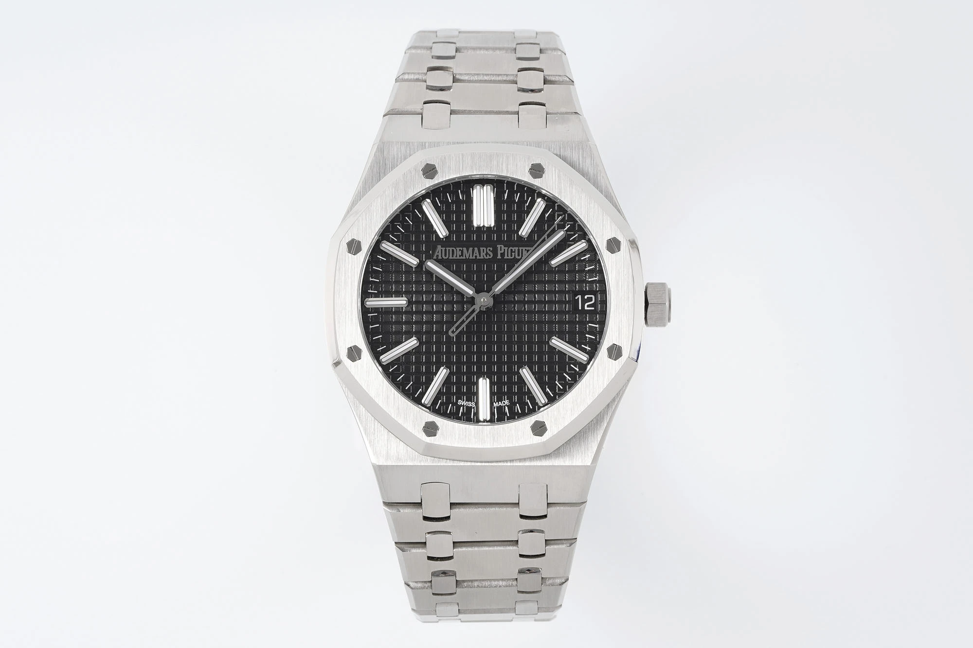Audemars Piguet Watch — f7b85c0e