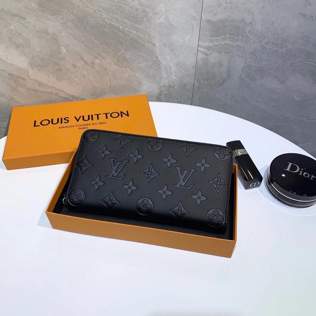 Louis Vuitton Bag — e3e1947a