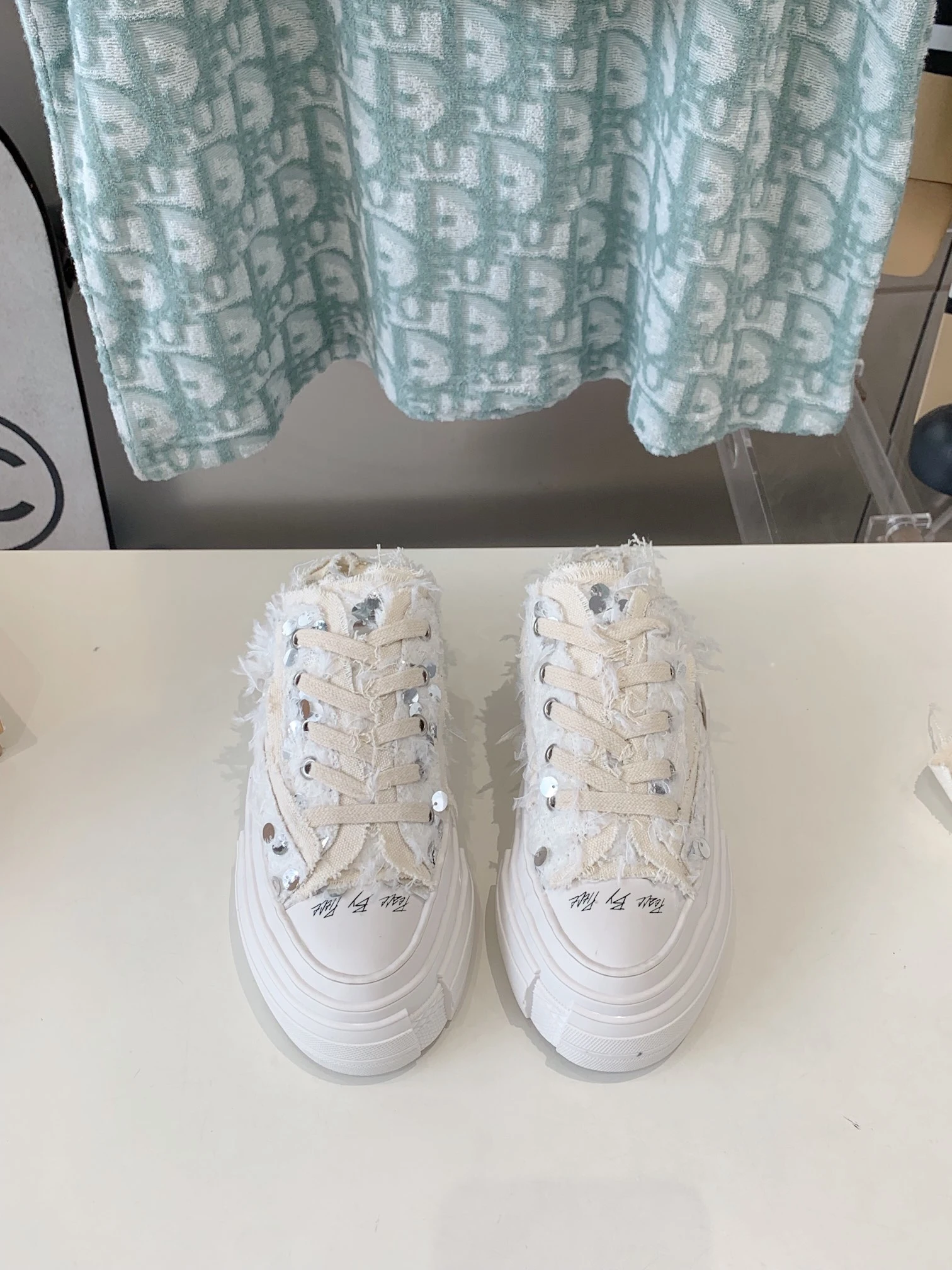 XVESSEL Sneakers — 39f32919