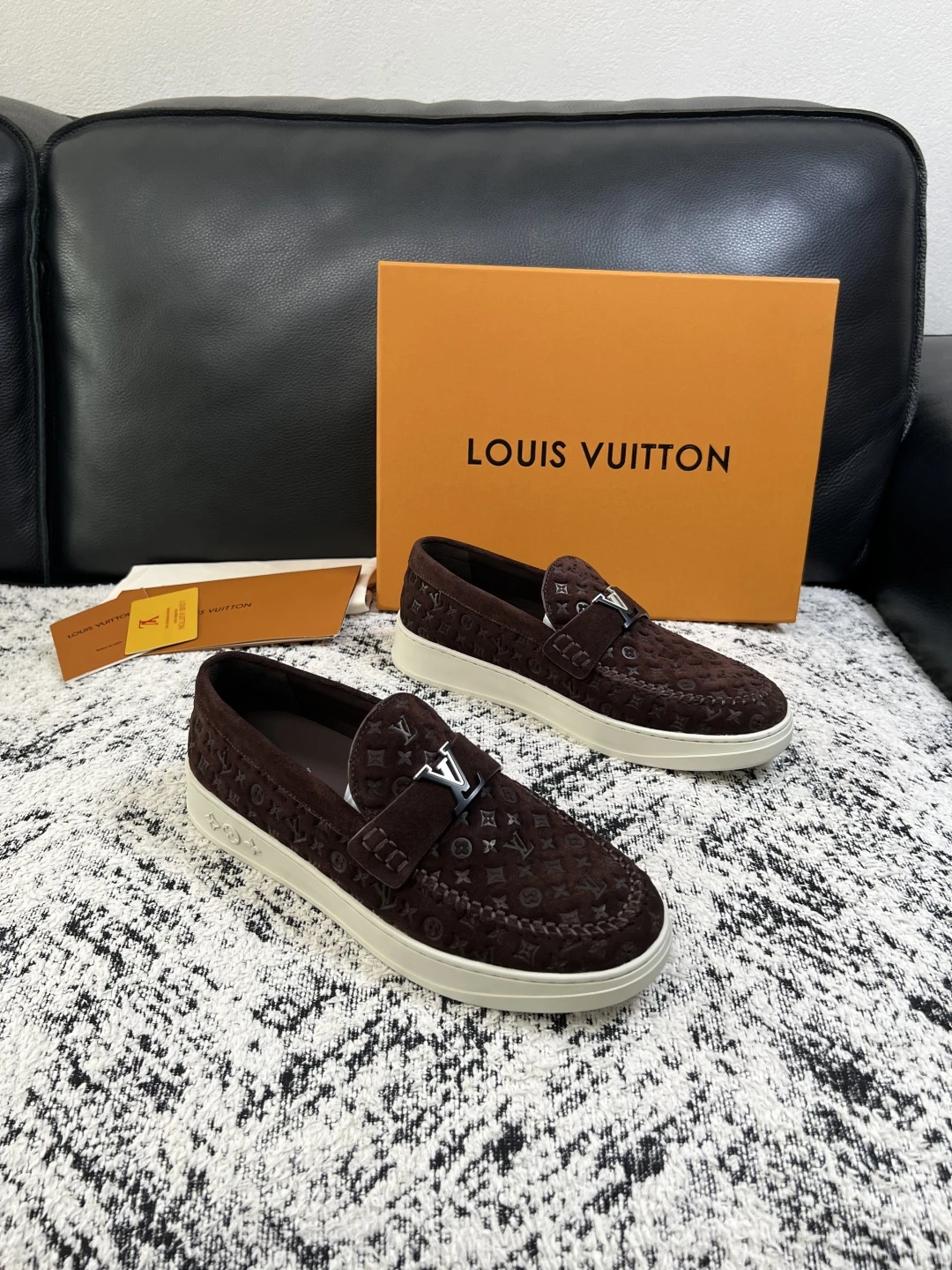 Louis Vuitton Sneakers — 895814bc