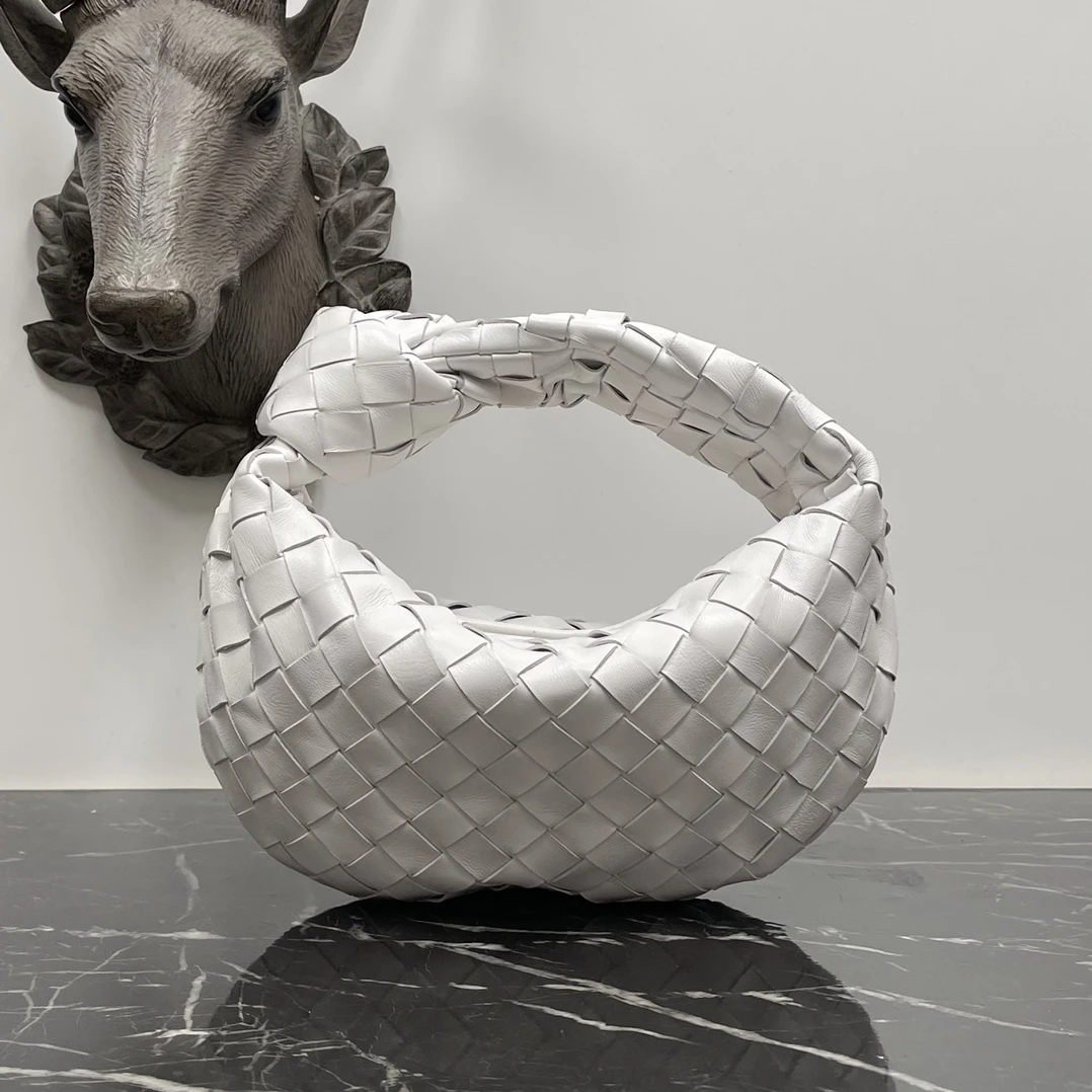 Bottega Veneta Bag — bd0a5a7e