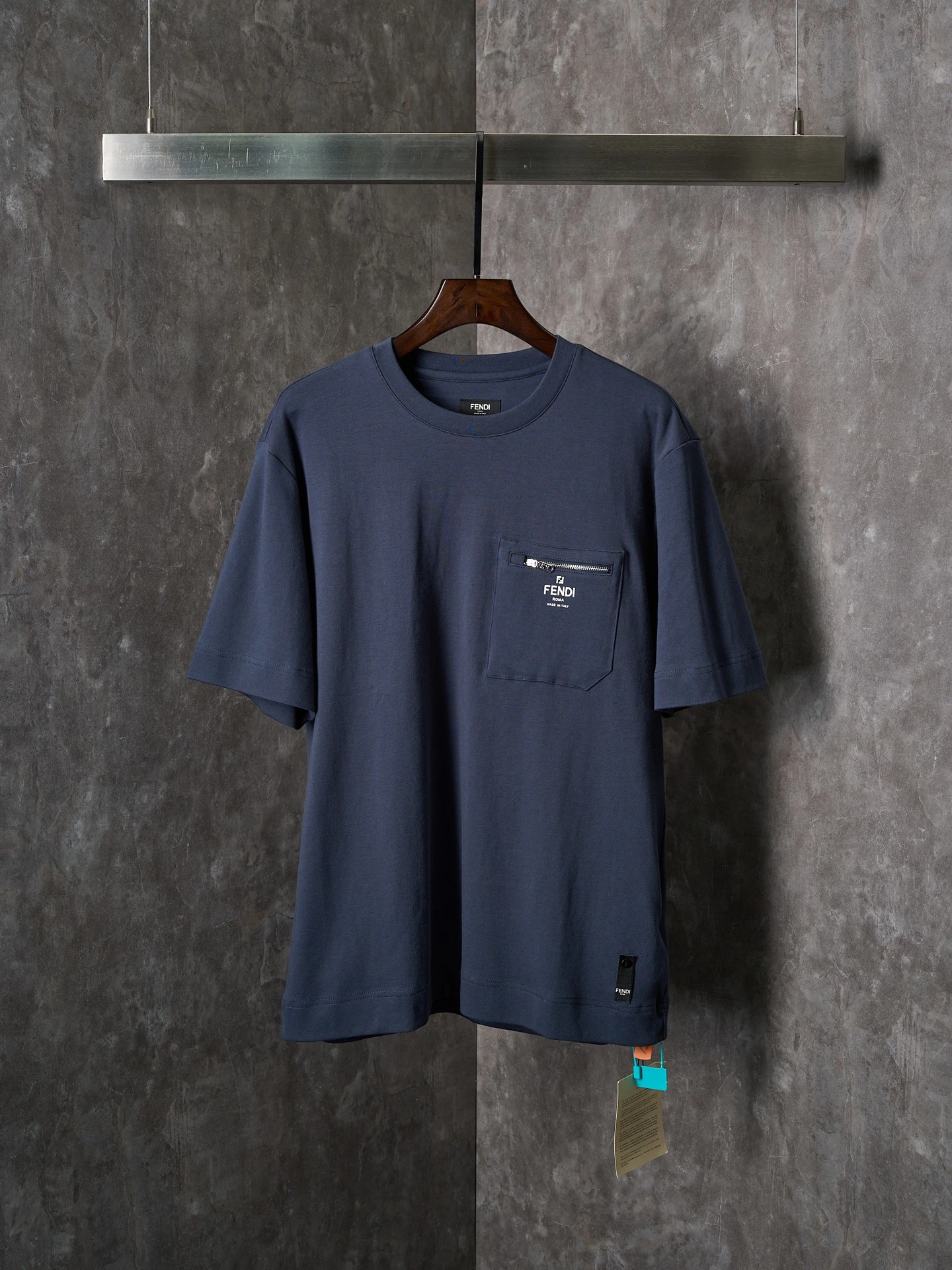 Fendi T-Shirt — 3d1c2121