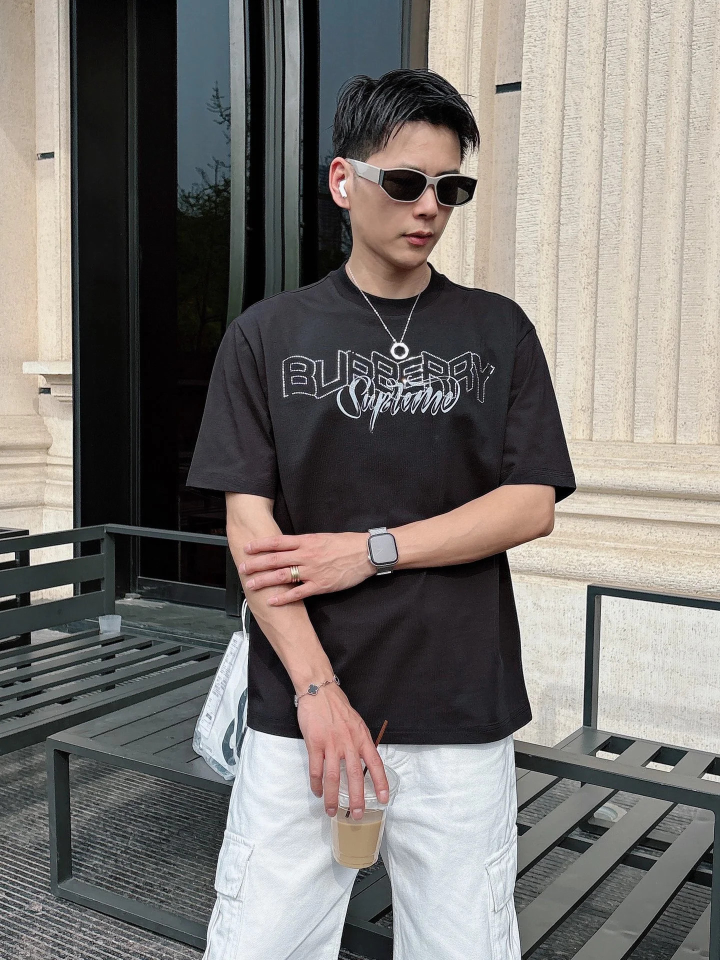 Burberry T-Shirt — 15a179da