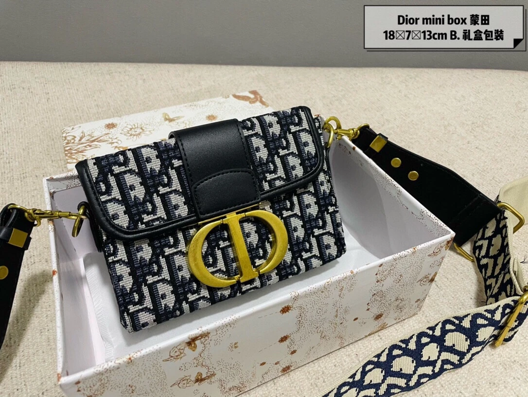 Dior Bag — 28ffce11