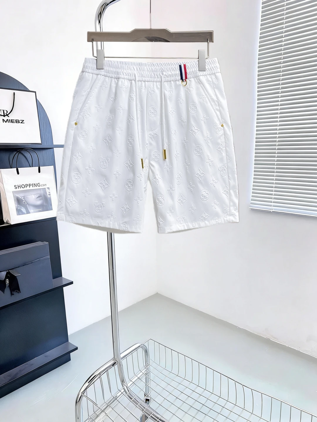 Louis Vuitton Shorts — a43002d3