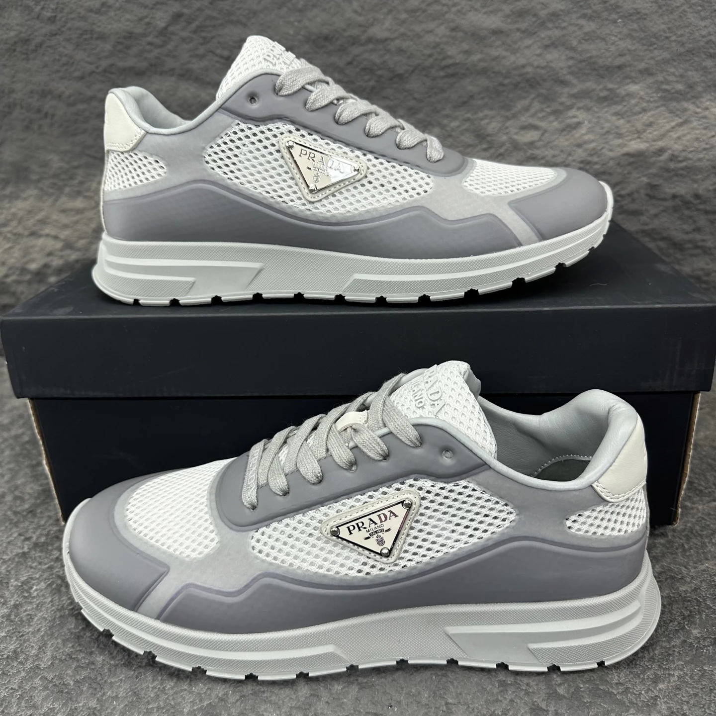 Prada Sneakers — cdc9fcae