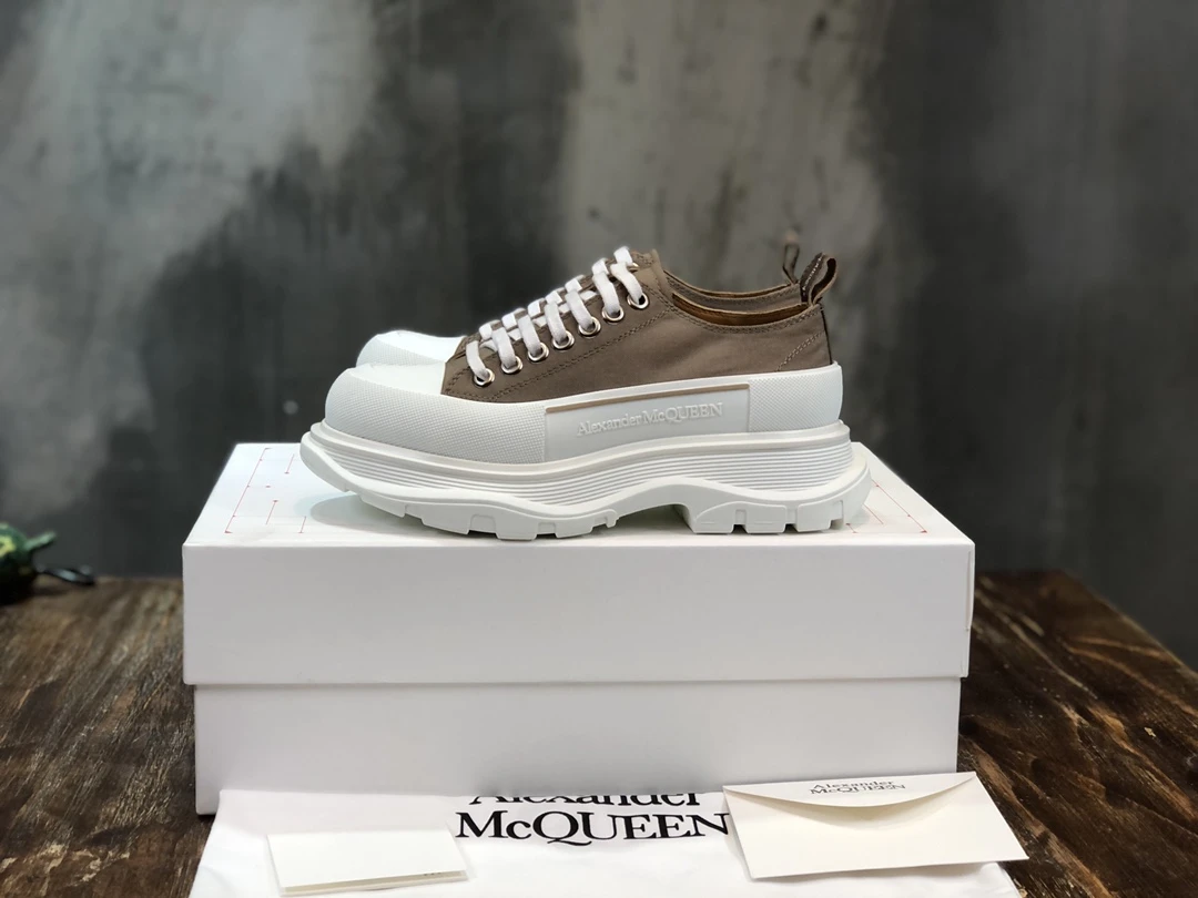Alexander McQueen Sneakers — 40e5a0b3