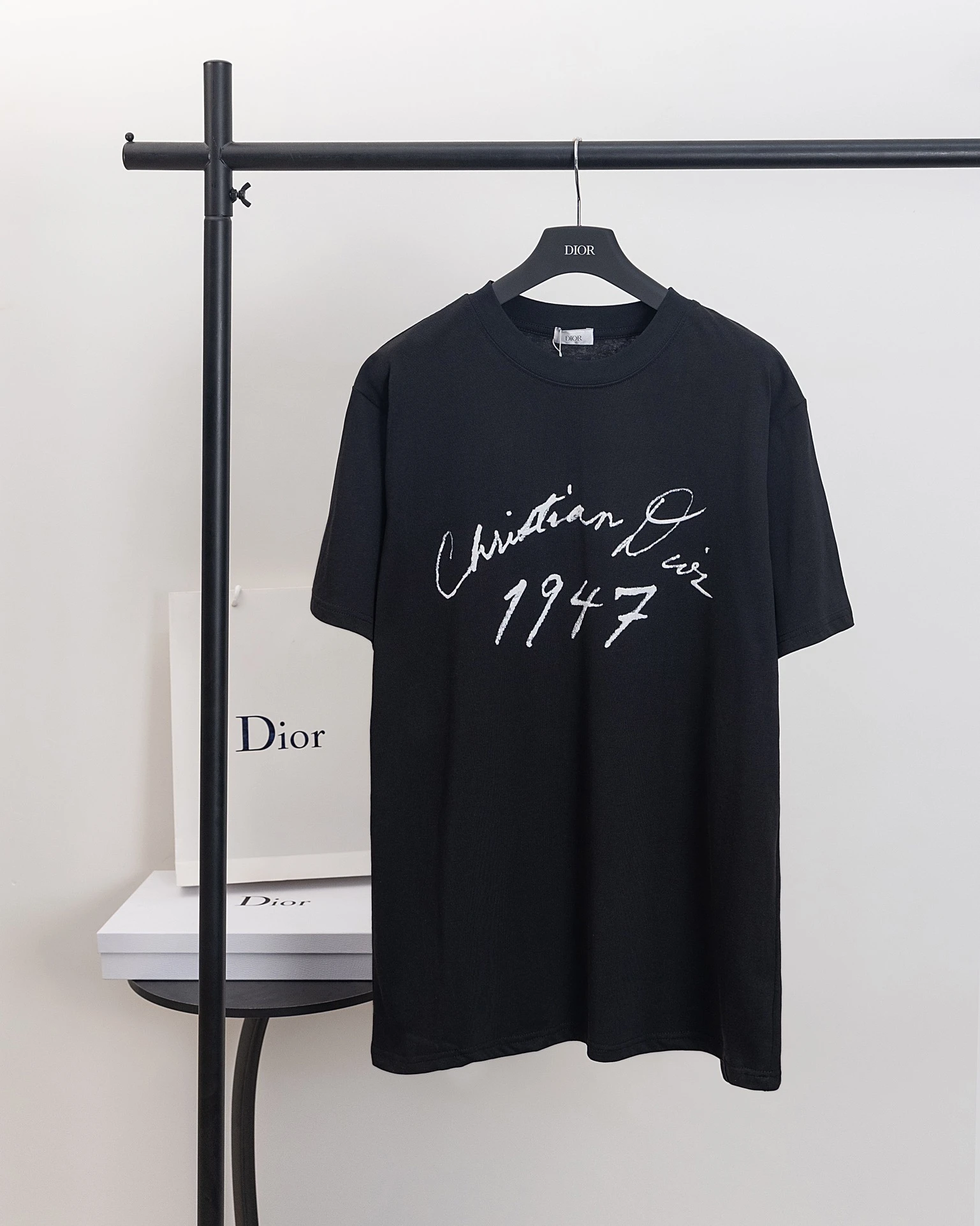 Dior T-Shirt — 634e7336