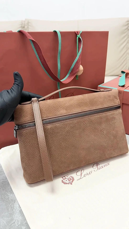 Loro Piana Handbags — 229af426