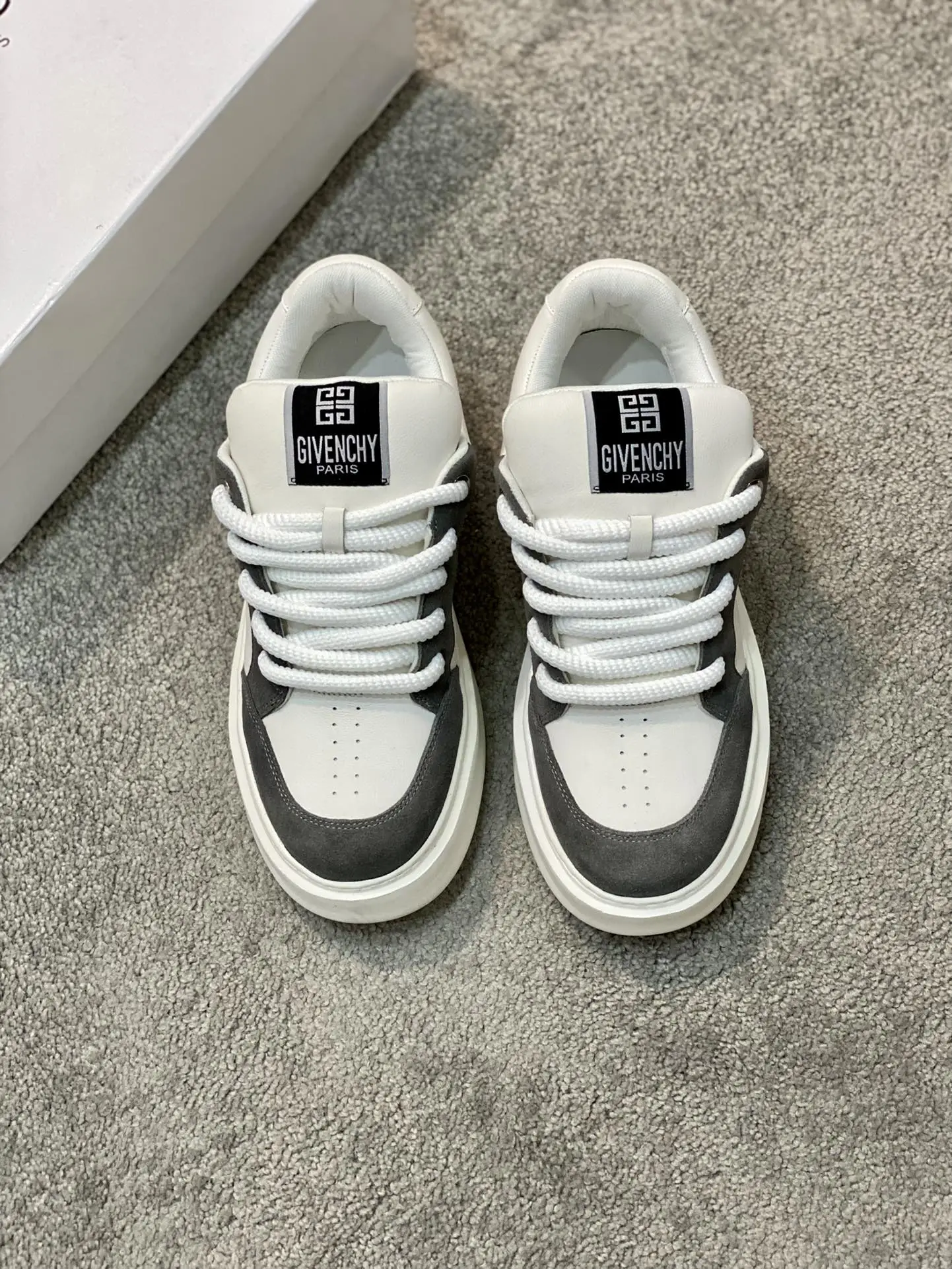Givenchy Shoes — f7eed30d